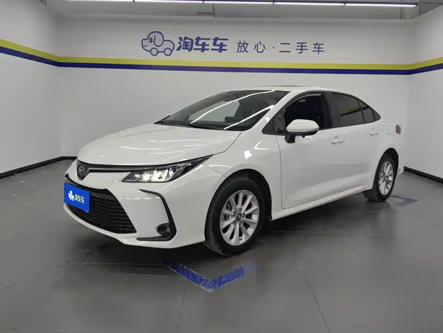 Toyota Corolla — фото 1