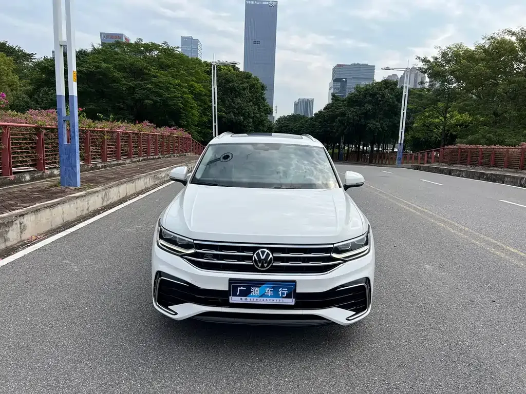 Volkswagen Tiguan X — фото 2