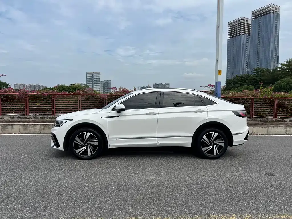 Volkswagen Tiguan X — фото 5