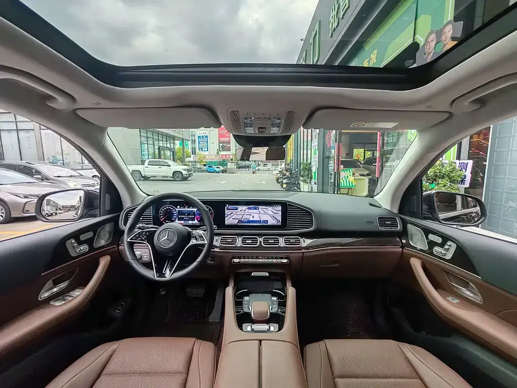 Mercedes-Benz GLE — фото 10