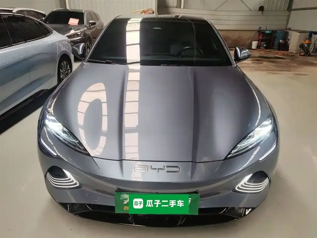 BYD Seal — фото 3