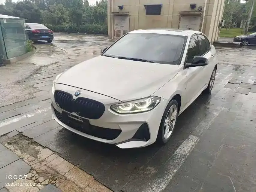 BMW 1 Series — фото 1