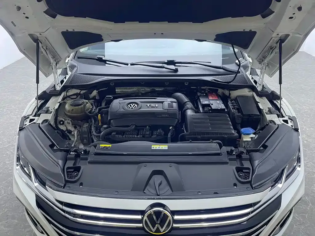 Volkswagen CC — фото 9