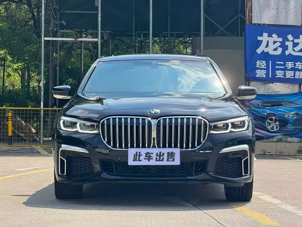 BMW 7 Series — фото 2
