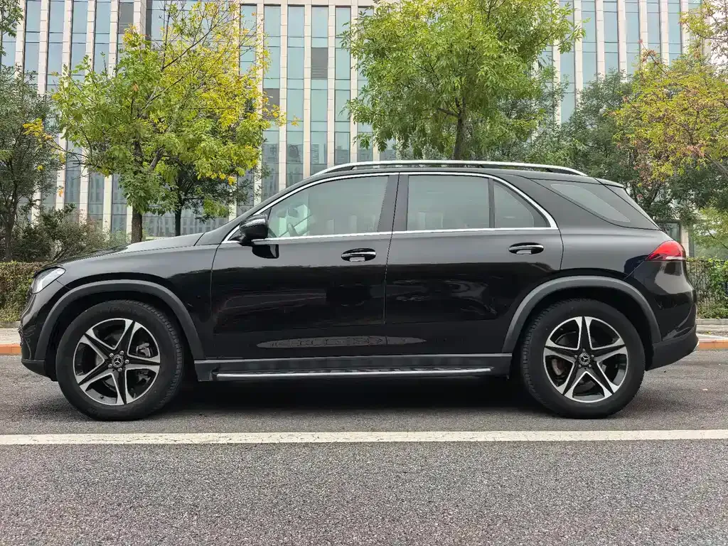Mercedes-Benz GLE — фото 4