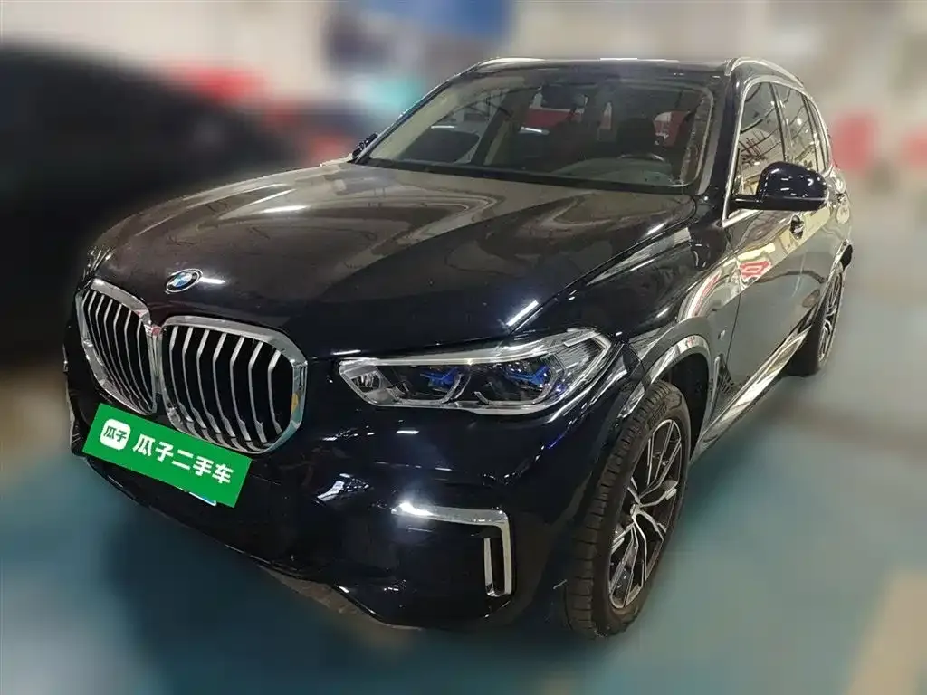 BMW X5 — фото 1