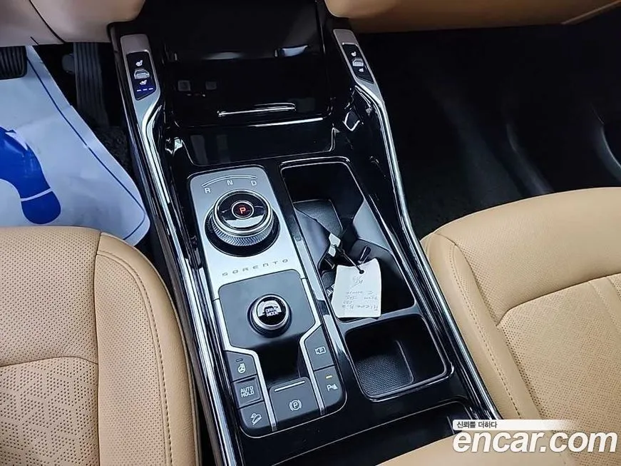Kia Sorento — фото 8
