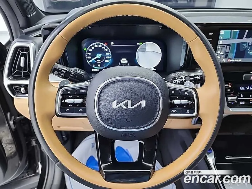 Kia Sorento — фото 9
