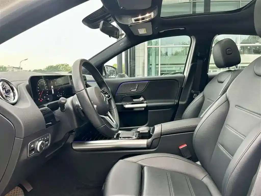 Mercedes-Benz GLA — фото 10