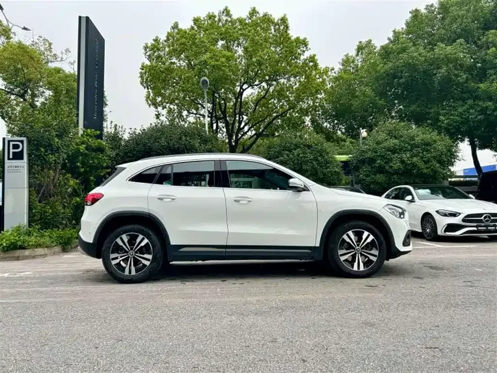 Mercedes-Benz GLA — фото 2