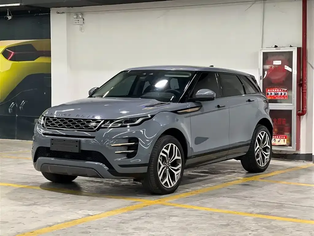 Land Rover Evoque — фото 1