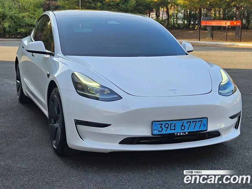 Tesla Model 3 — фото 2