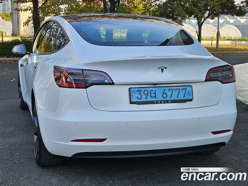 Tesla Model 3 — фото 5