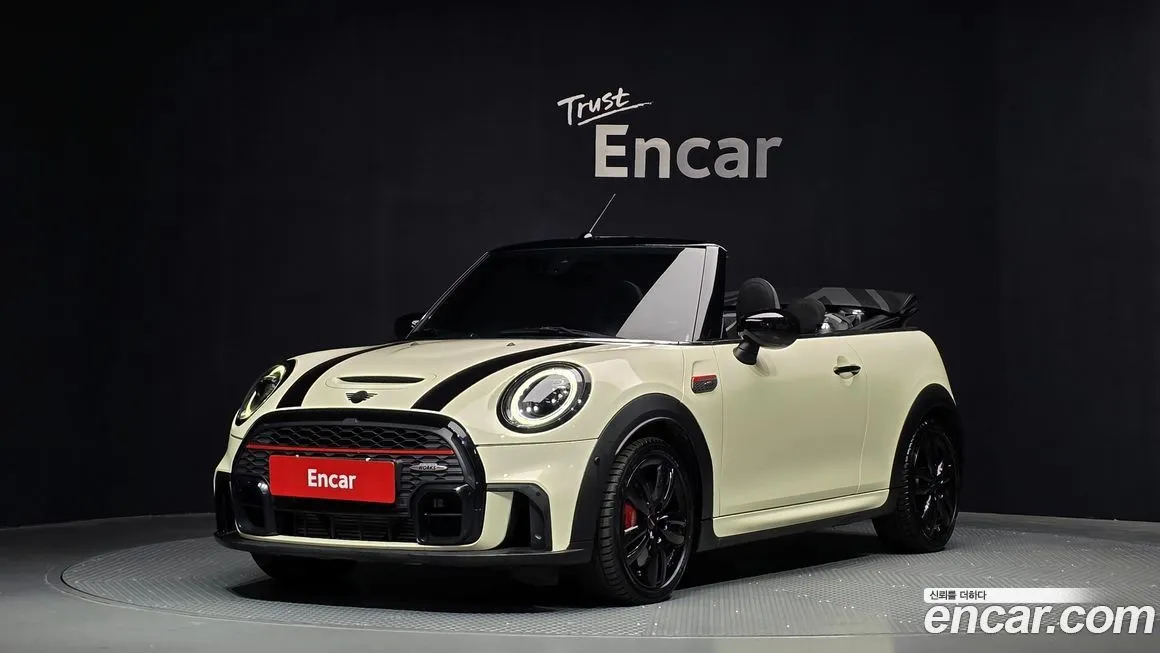 Mini Cooper Convertible — фото 1