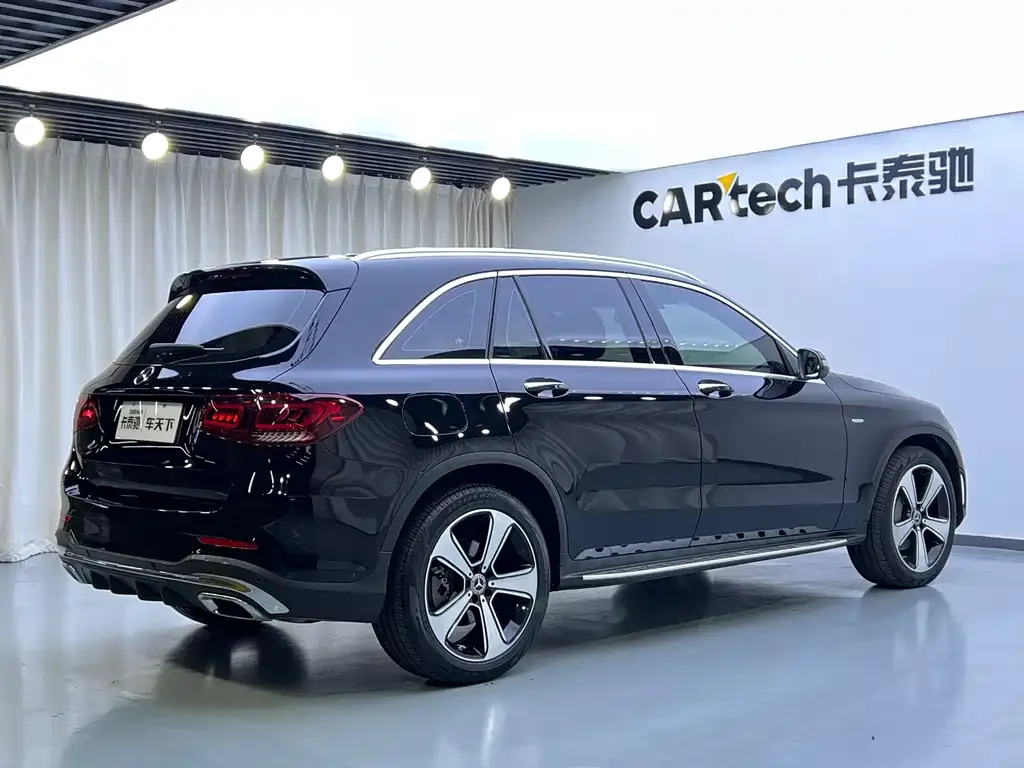 Mercedes-Benz GLC — фото 3