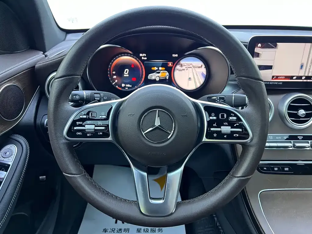 Mercedes-Benz GLC — фото 9