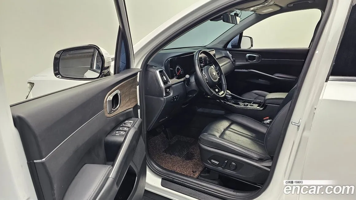 Kia Sorento — фото 10