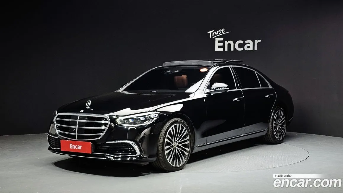 Mercedes-Benz S-Class — фото 1