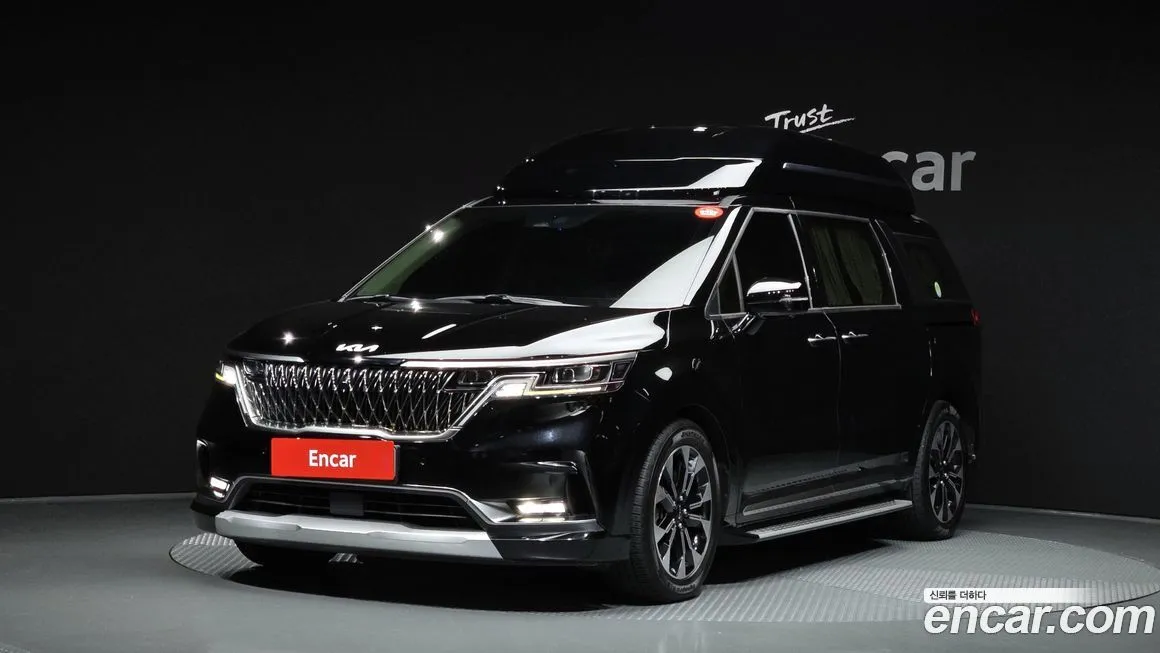 Kia Carnival — фото 1