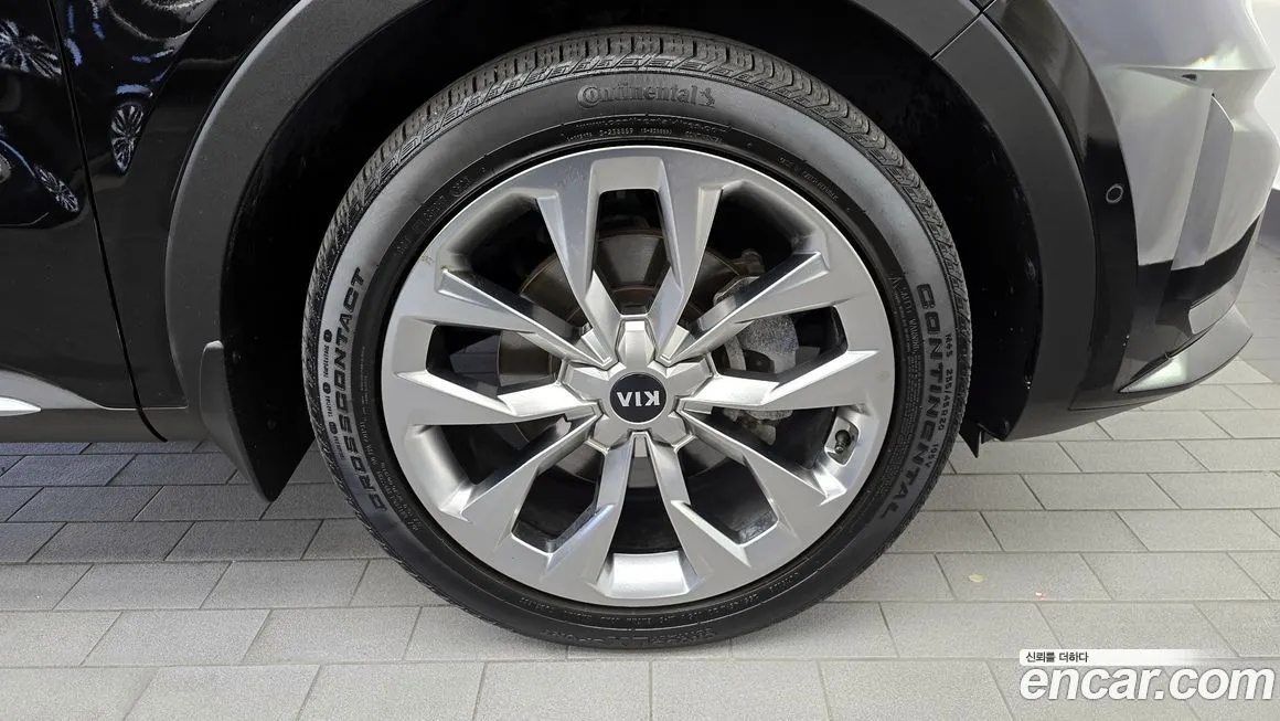 Kia Sorento — фото 5