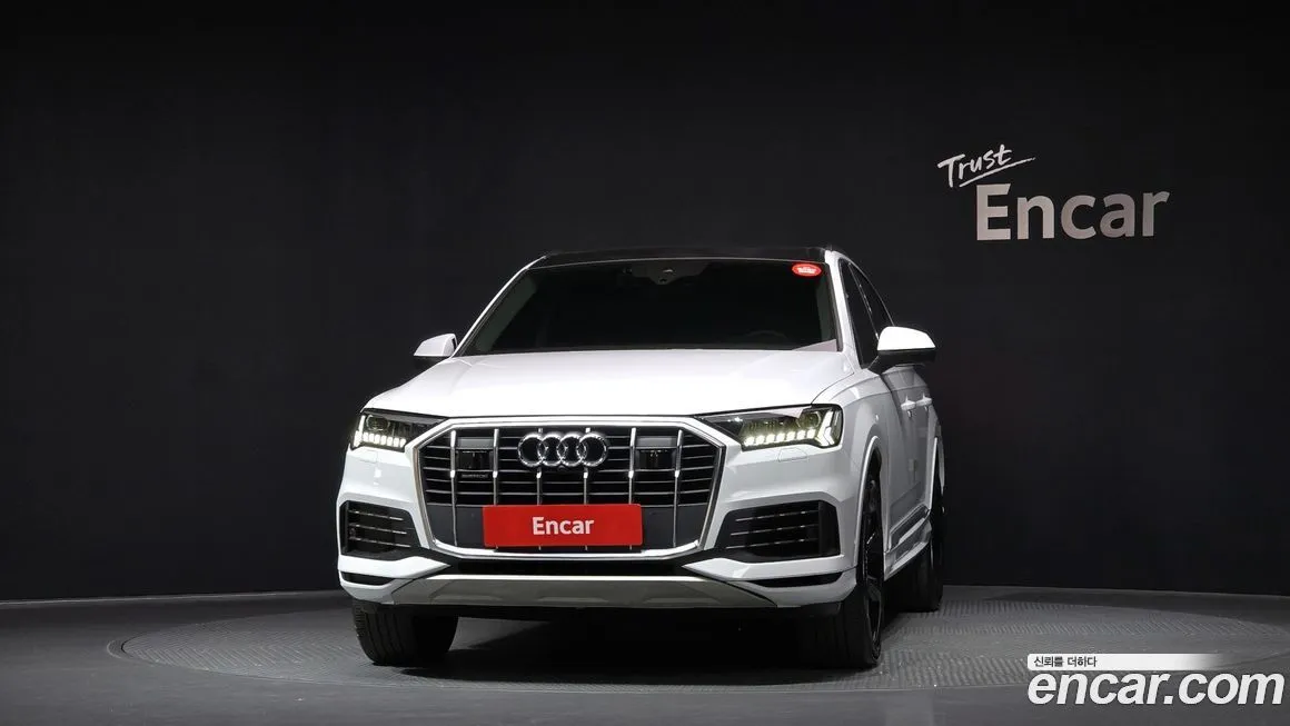 Audi Q7 — фото 3