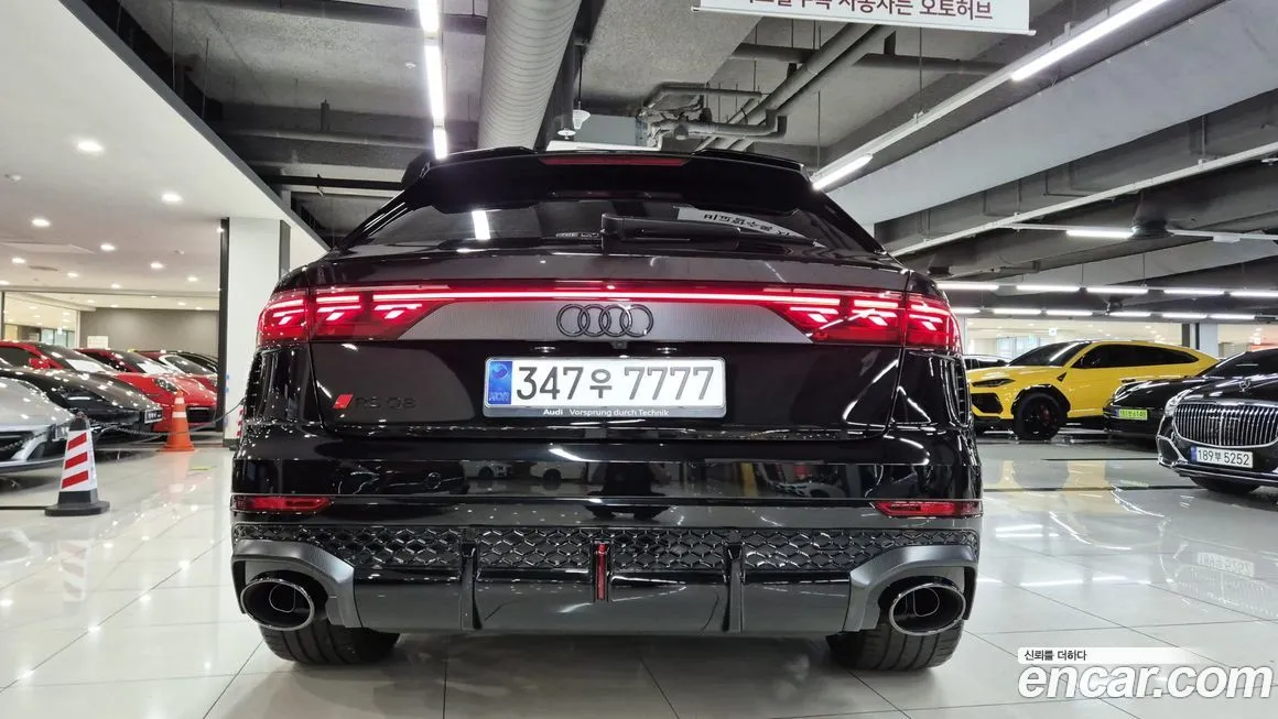 Audi RSQ8 — фото 4