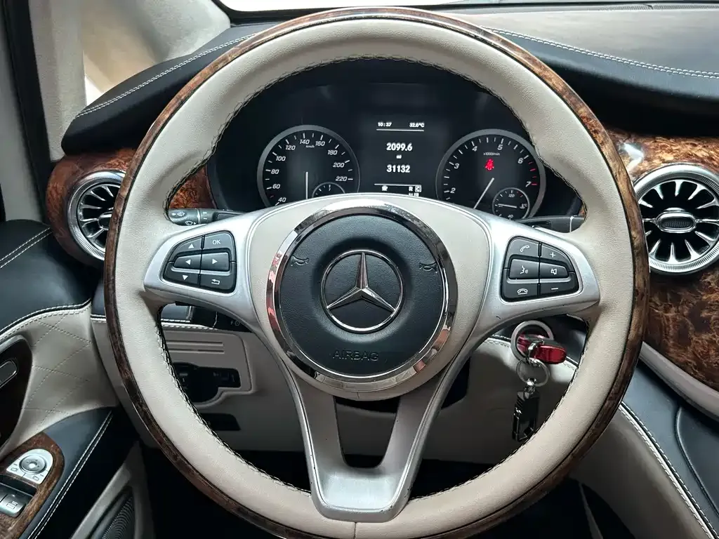 Mercedes-Benz Vito — фото 10