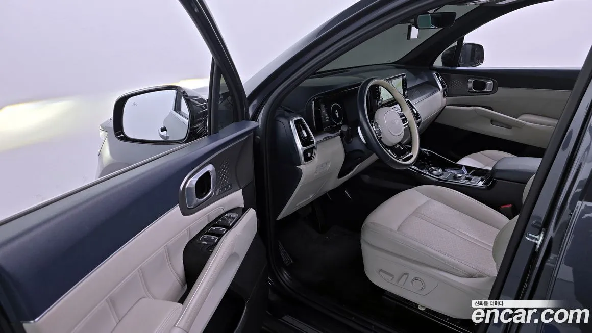 Kia Sorento — фото 10