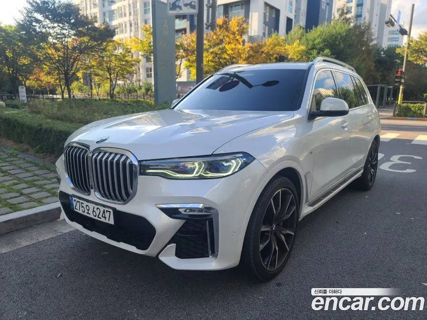 BMW X7 — фото 2