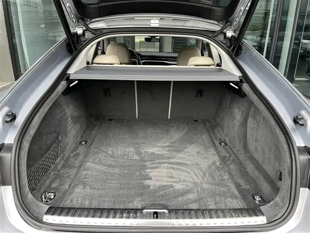 Audi A7 — фото 9
