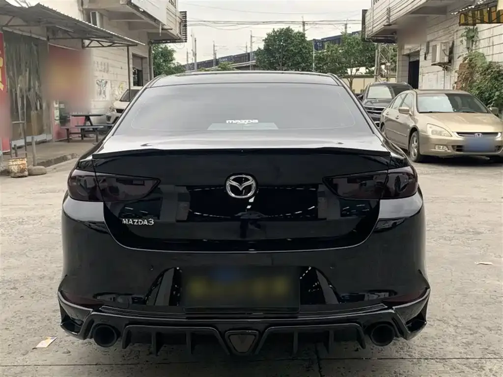 Mazda 3 Axela — фото 10