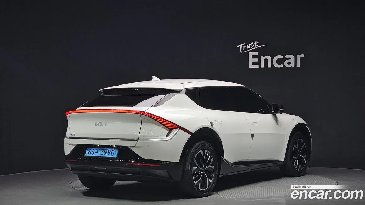 Kia EV6 — фото 2
