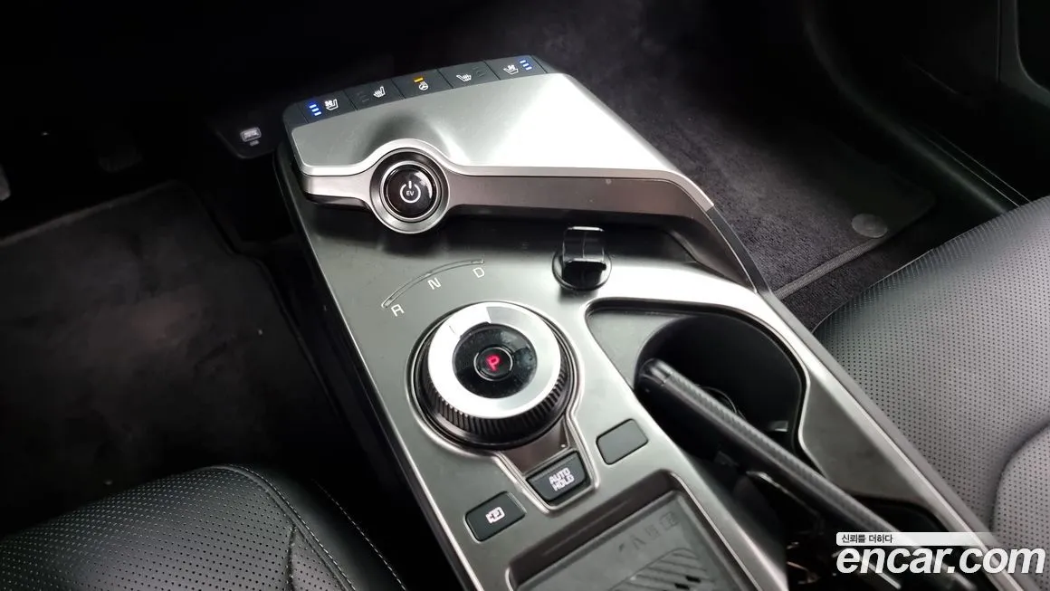 Kia EV6 — фото 9