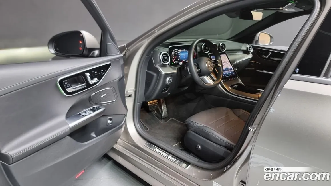 Mercedes-Benz C-Class — фото 10