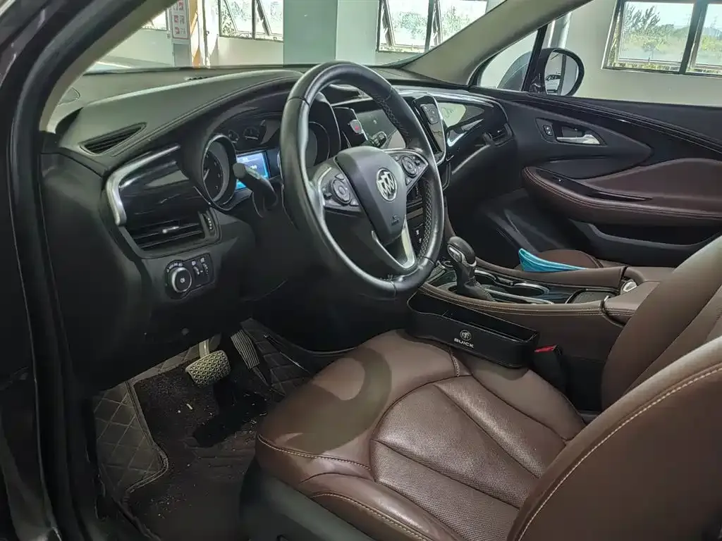 Buick Envision Plus — фото 7