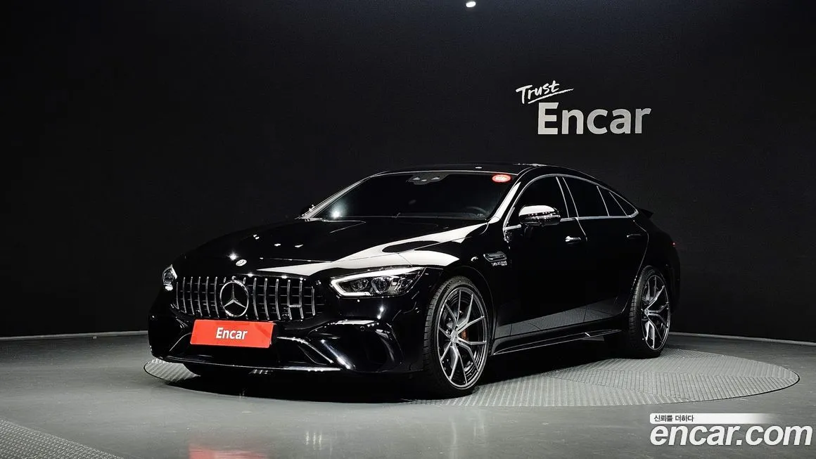 Mercedes-Benz AMG GT — фото 1