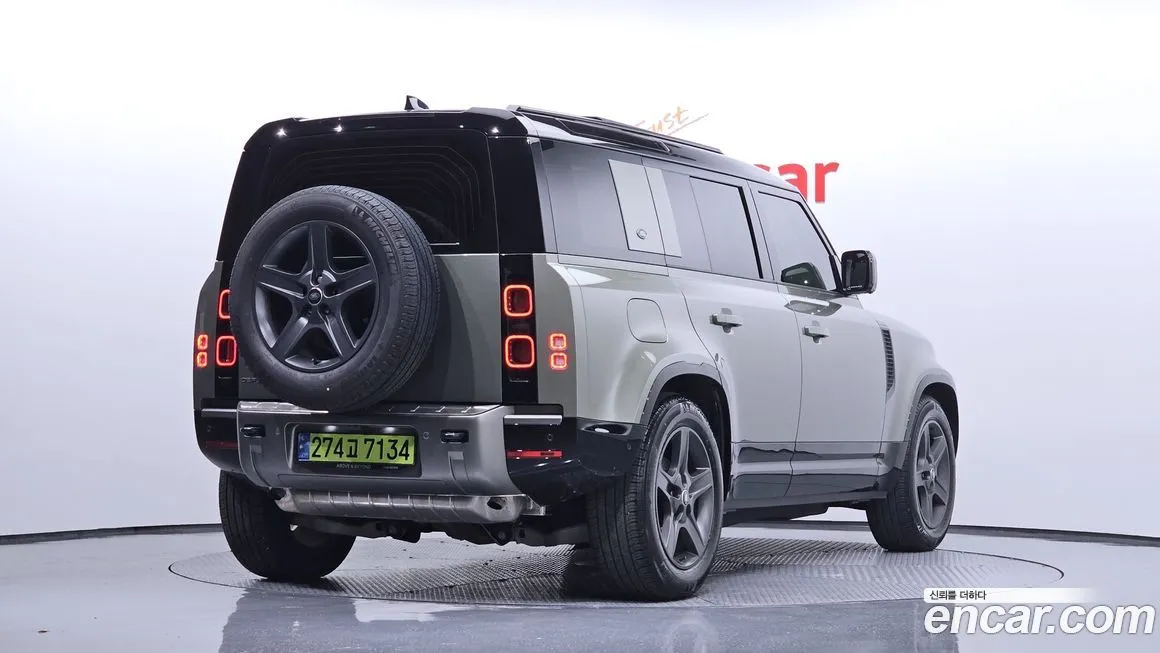 Land Rover Defender — фото 2