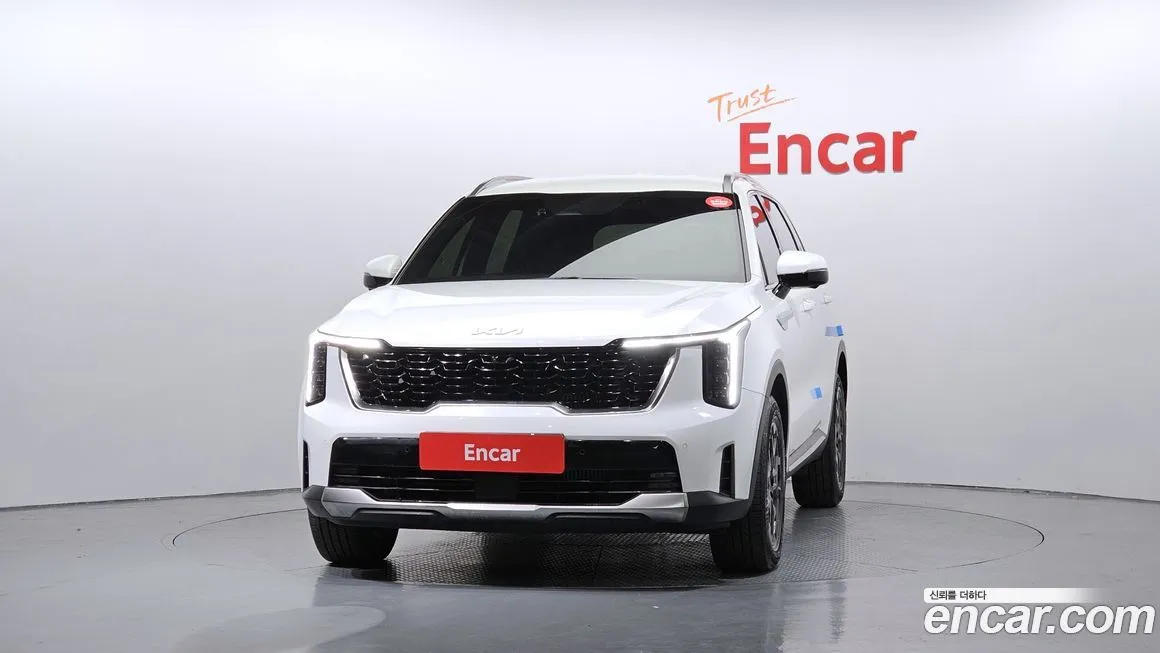 Kia Sorento — фото 3