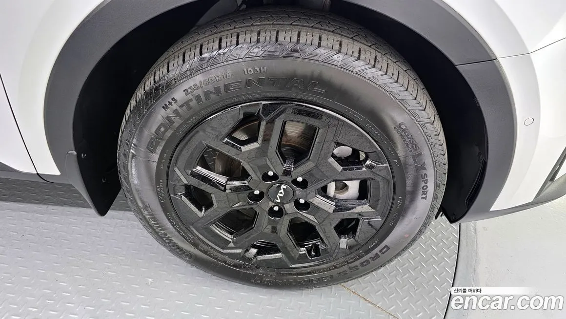 Kia Sorento — фото 5