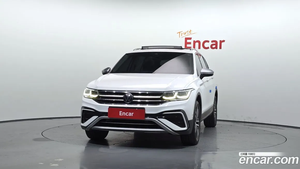 Volkswagen Tiguan — фото 3
