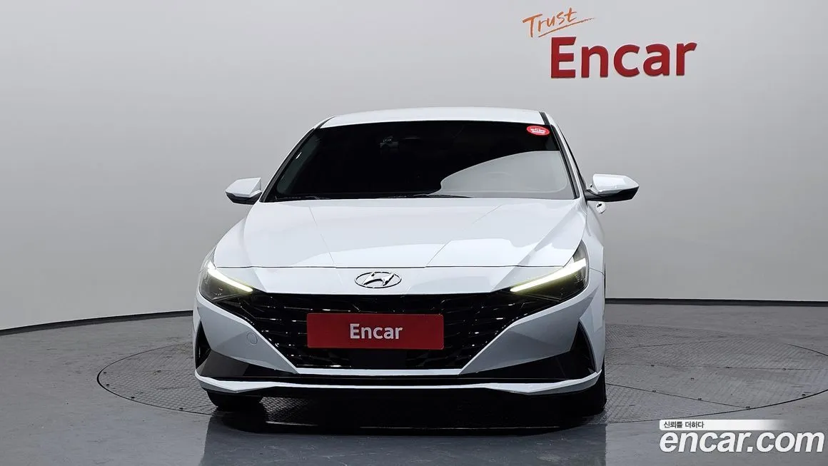 Hyundai AVANTE — фото 3