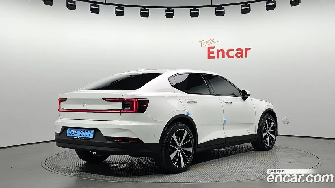 Polestar Polestar 2 — фото 2