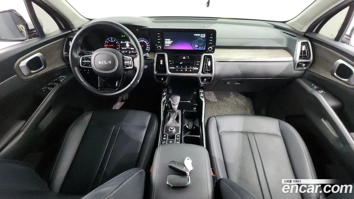 Kia Sorento — фото 7