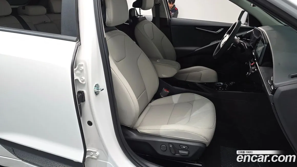 Kia Niro — фото 10