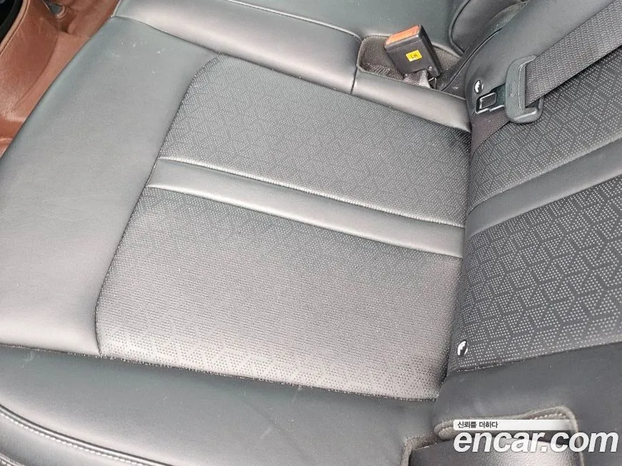 Kia Sorento — фото 10