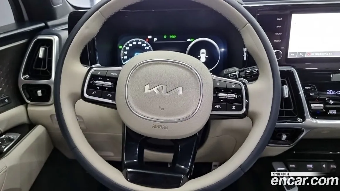 Kia Sorento — фото 9