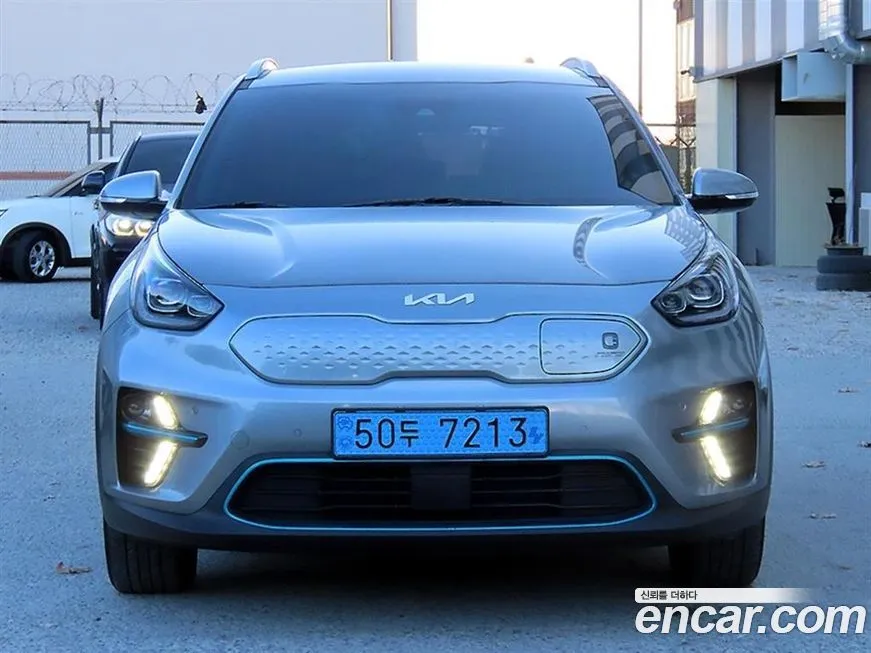Kia Niro — фото 1
