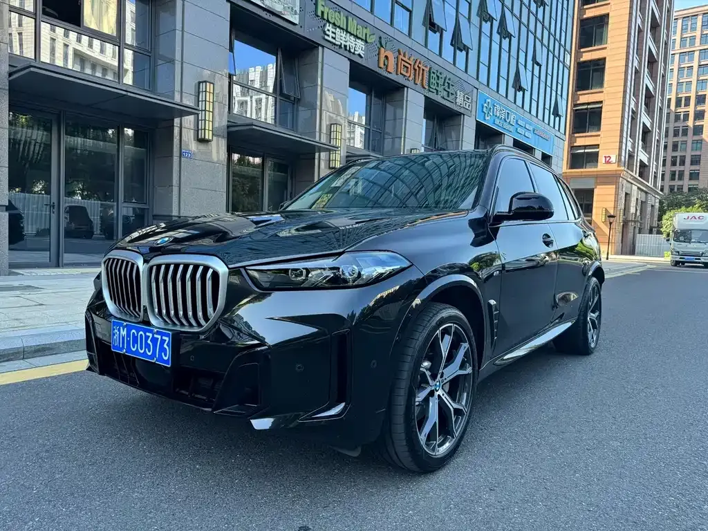 BMW X5 — фото 2