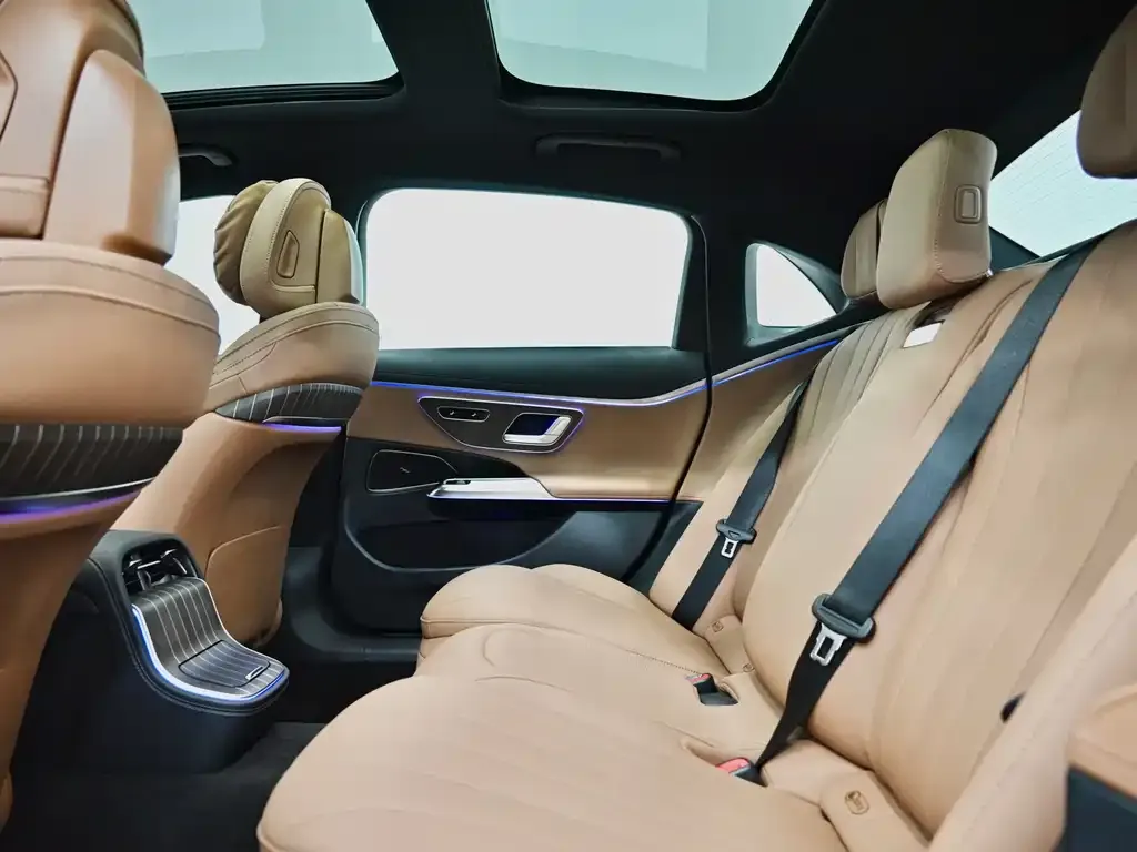 Mercedes-Benz E-Class New Energy — фото 6