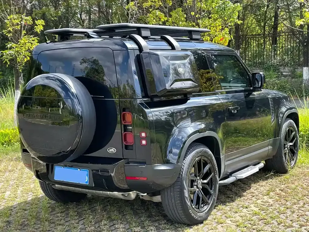 Land Rover Defender — фото 4